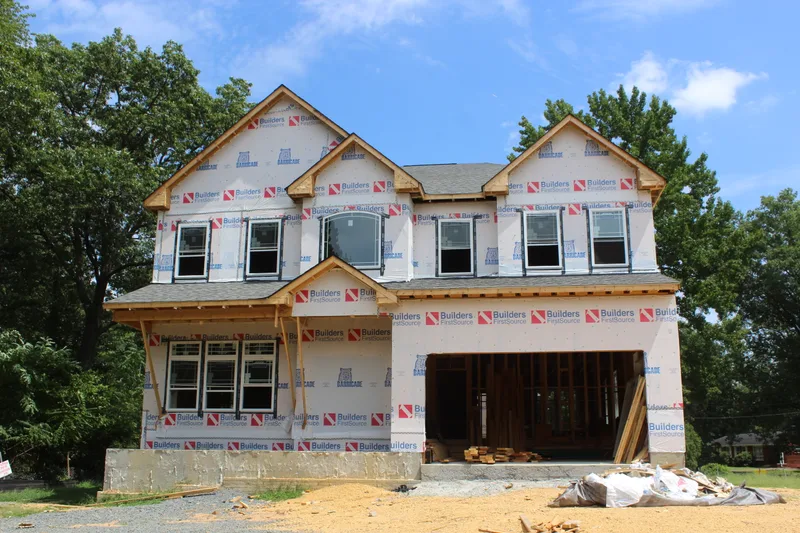 The Vienna front exterior — 208 Ross Dr SW, Vienna, VA 22180 — photo 2
